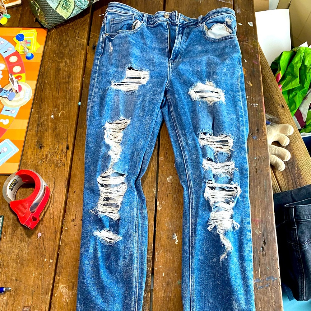 American Eagle Mom jeans extra long